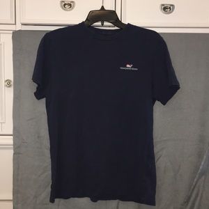 Vineyard vines t shirt